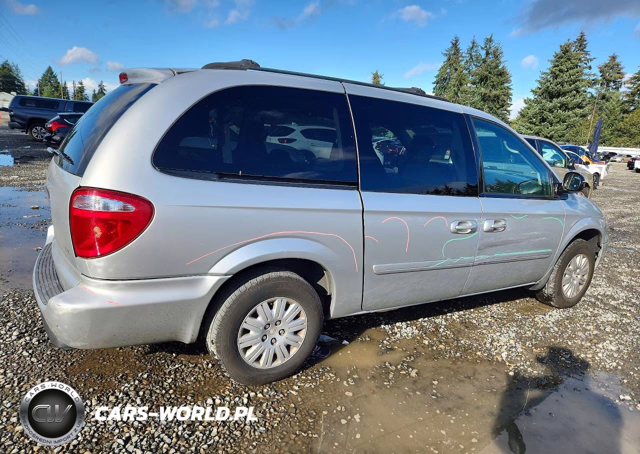 2006 Chrysler Town & Country Lx VIN:2A4GP44R26R794521 - 3