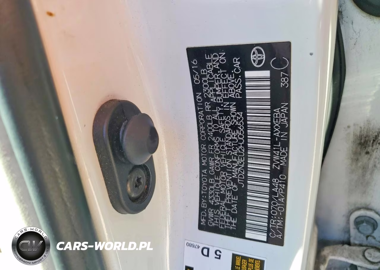 2017 Toyota Prius V Four VIN:JTDZN3EU2HJ056534 - 12