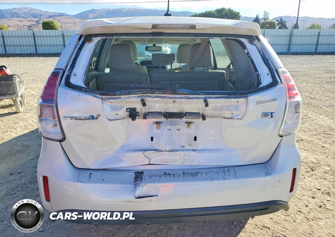 2017 Toyota Prius V Four VIN:JTDZN3EU2HJ056534 - 6
