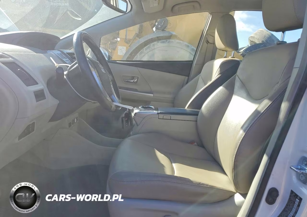 2017 Toyota Prius V Four VIN:JTDZN3EU2HJ056534 - 7