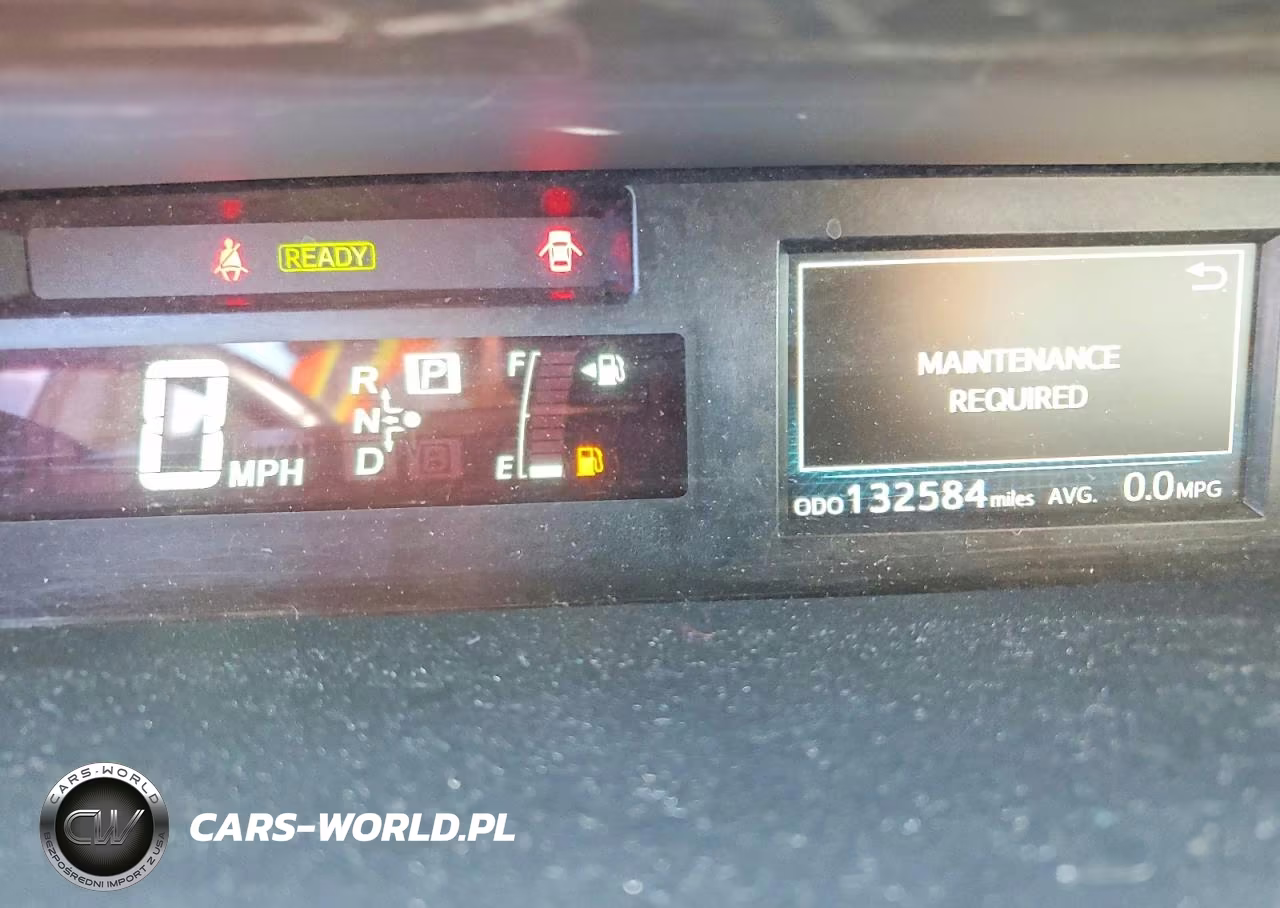 2017 Toyota Prius V Four VIN:JTDZN3EU2HJ056534 - 9