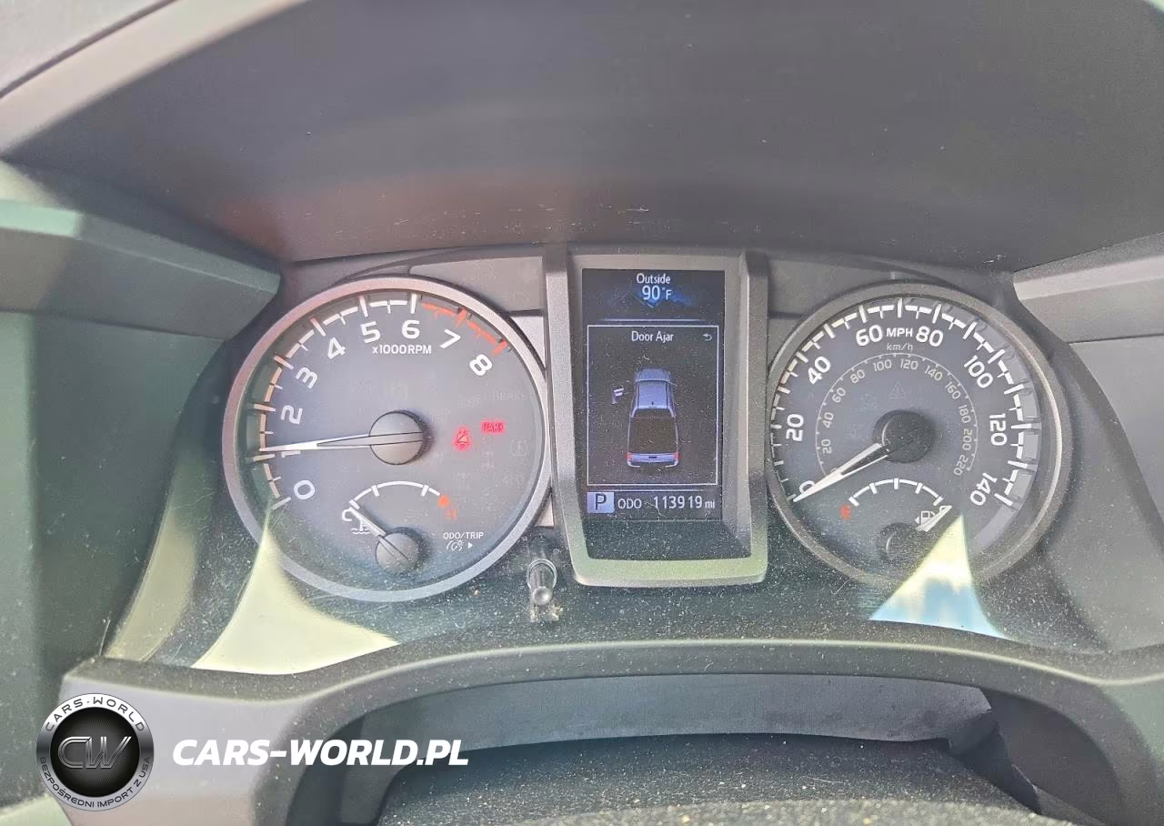2018 Toyota Tacoma Trd Off-Road VIN:5TFCZ5AN3JX147948 - 9