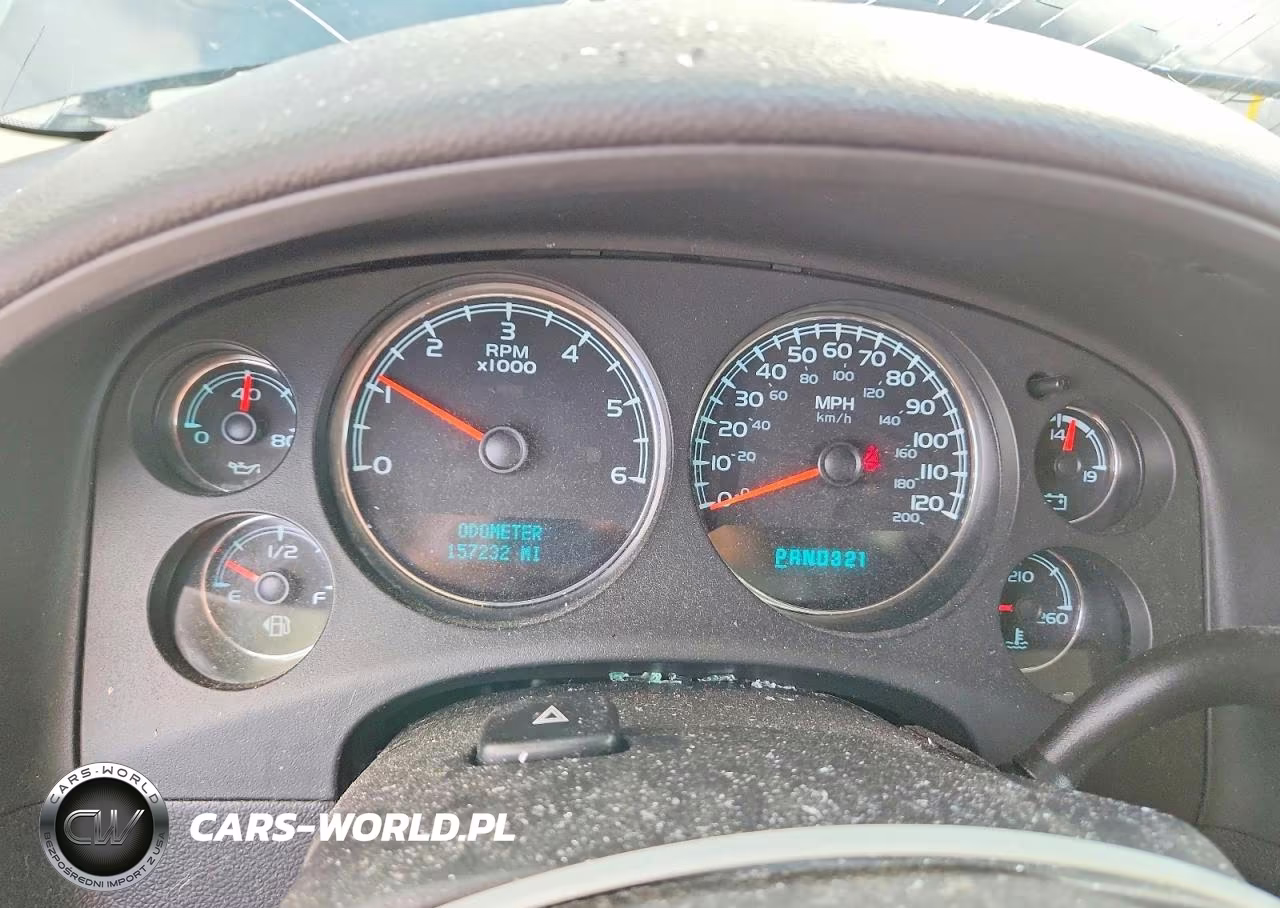 2008 Chevrolet Tahoe K1500 VIN:1GNFK13068J210475 - 9