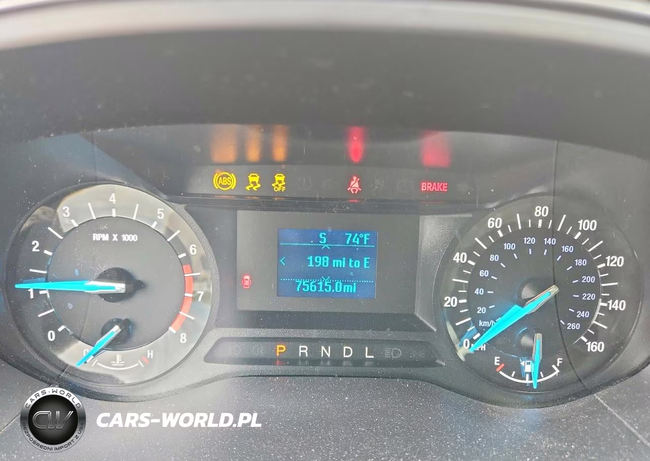 2018 Ford Fusion S VIN:3FA6P0G75JR232254 - 9