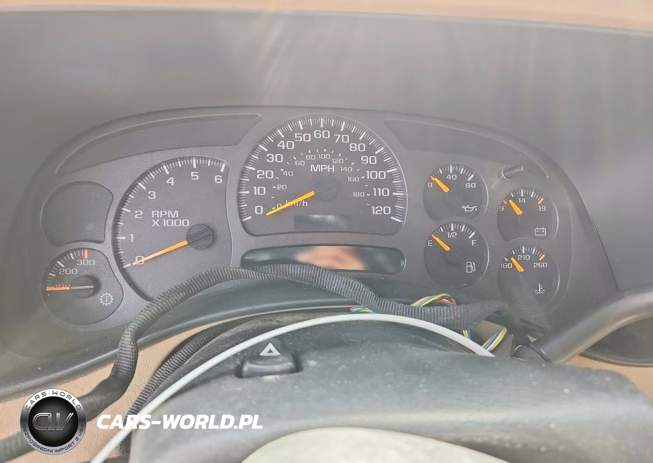 2003 Chevrolet Silverado K2500 Heavy Duty VIN:1GCHK23U63F190783 - 9