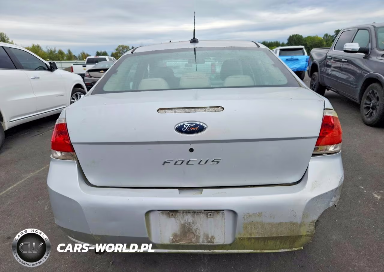 2009 Ford Focus VIN:1FAHP34N49W151588 - 6