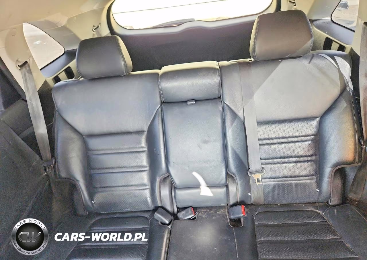 2018 Kia Sorento Ex VIN:5XYPHDA51JG366330 - 10