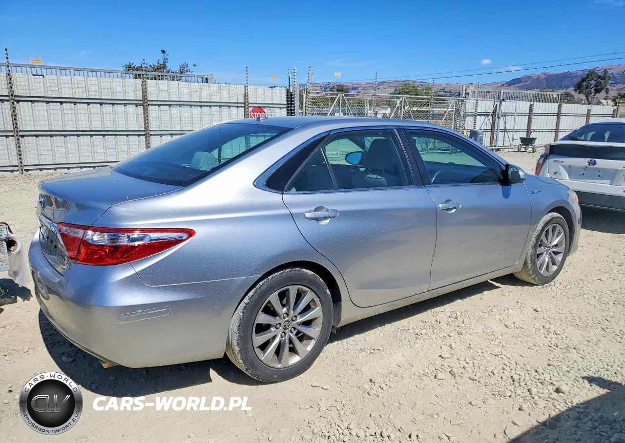 2015 Toyota Camry Hybrid Xle VIN:4T1BD1FK4FU157927 - 3