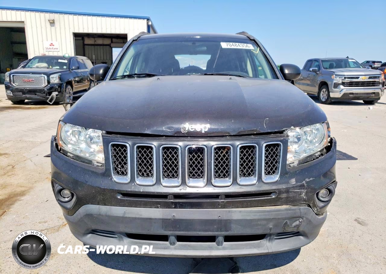 2014 Jeep Compass Sport VIN:1C4NJCBAXED908692 - 5