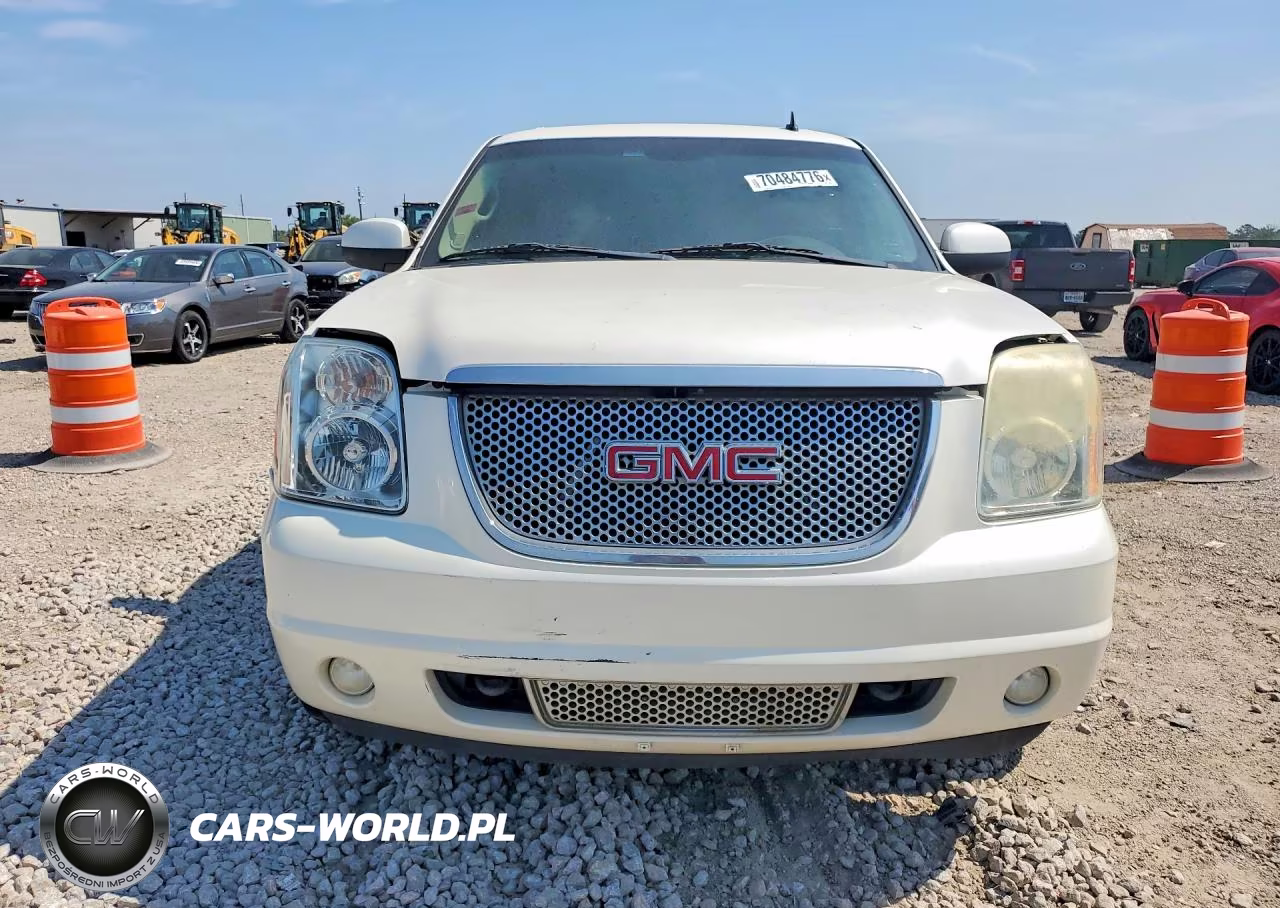 2014 GMC Yukon Denali Hybrid VIN:1GKS1GEJ3BR114688 - 5