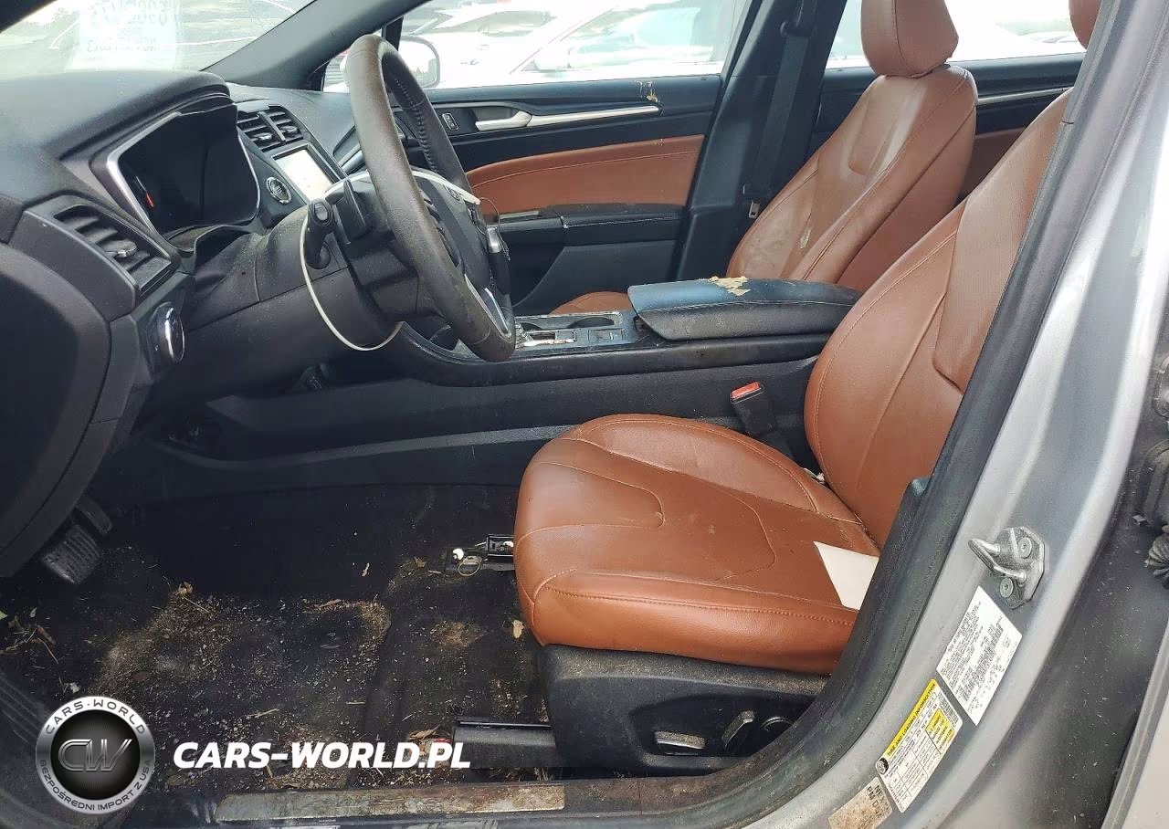 2020 Ford Fusion Titanium VIN:3FA6P0K97LR137402 - 7