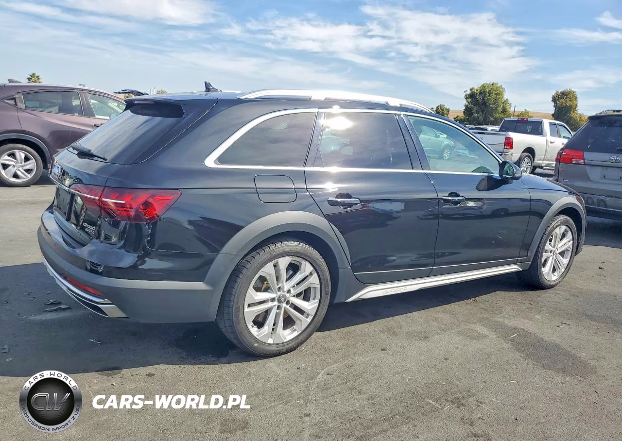 2021 Audi A4 Allroad Premium Plus VIN:WA18AAF40MA005029 - 3