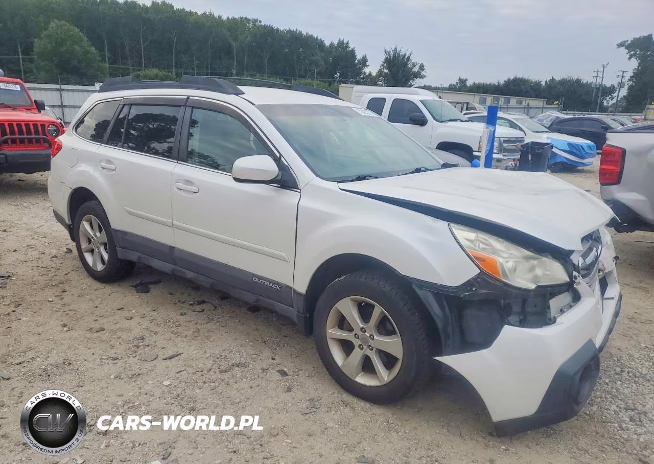 2013 Subaru Outback 2.5I Premium VIN:4S4BRBCC0D3309743 - 4