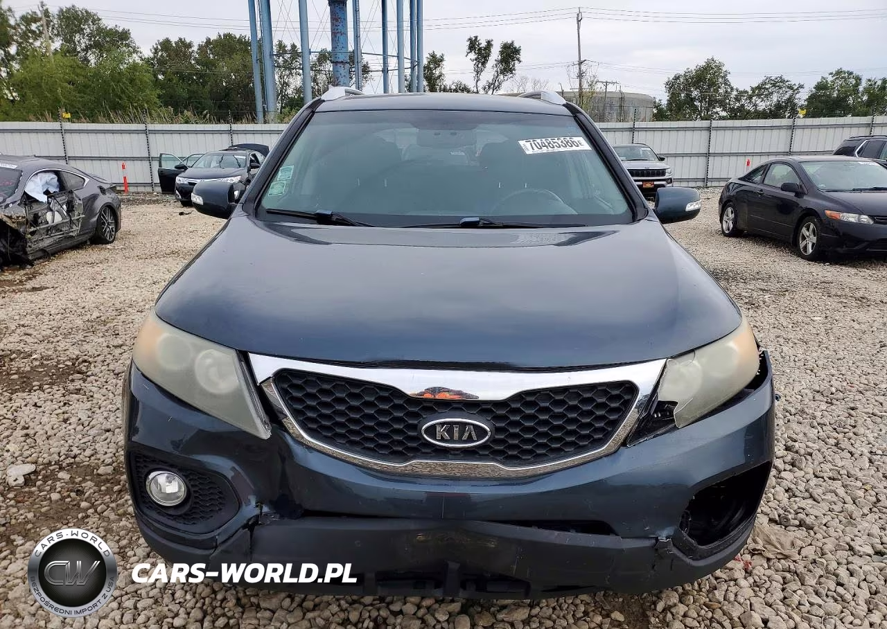 2011 Kia Sorento Lx VIN:5XYKT4A17BG109177 - 5