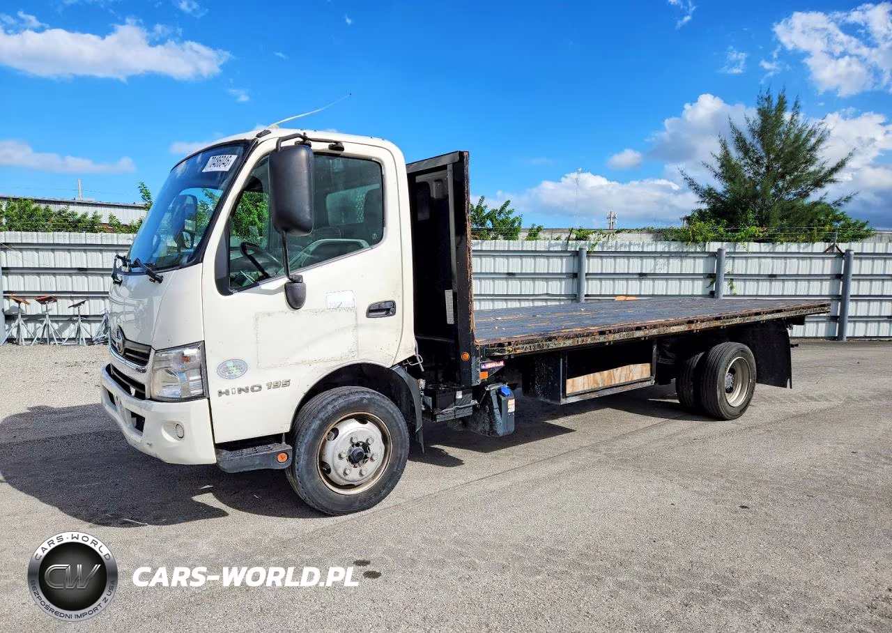 2015 Hino 195 - Flat Bed Truck VIN:JHHSDM2H2FK002575 - 1