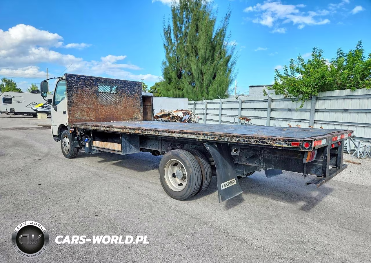 2015 Hino 195 - Flat Bed Truck VIN:JHHSDM2H2FK002575 - 2