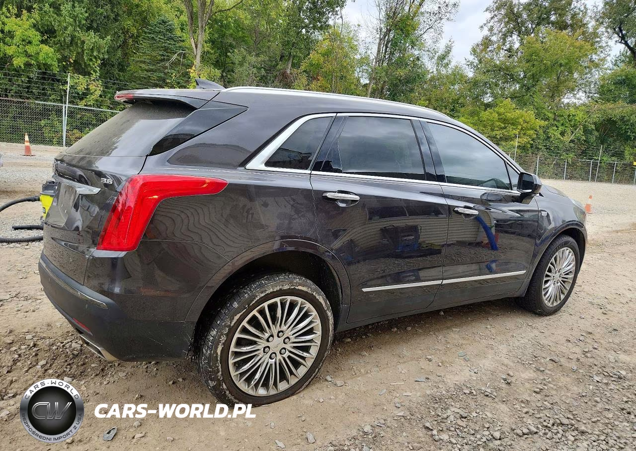 2018 Cadillac Xt5 Luxury VIN:1GYKNDRS1JZ173992 - 3