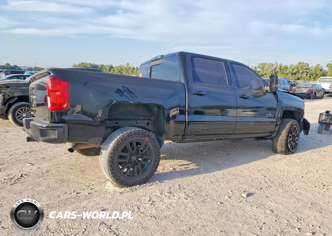 2018 Chevrolet Silverado C1500 Lt VIN:3GCPCREC2JG149357 - 3