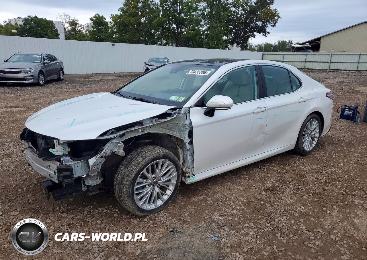 2019 Toyota Camry Xle – zdjęcie 1 z 13