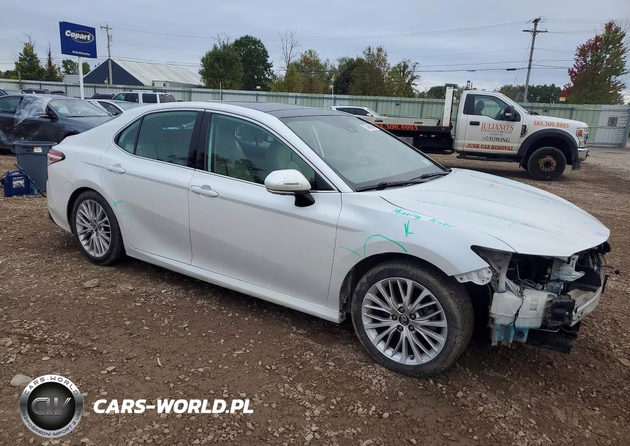 2019 Toyota Camry Xle VIN:4T1B11HK4KU683992 - 4