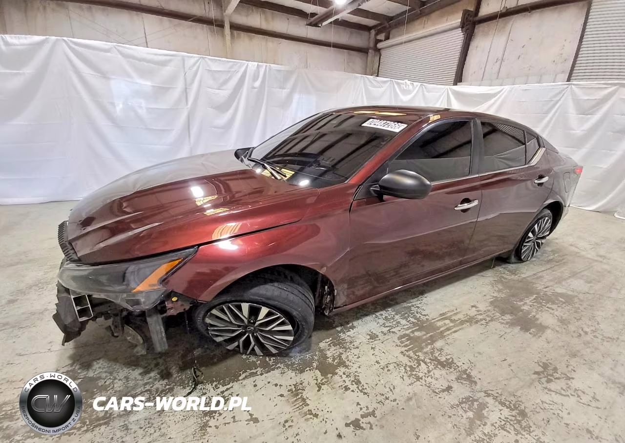 2024 Nissan Altima Sv