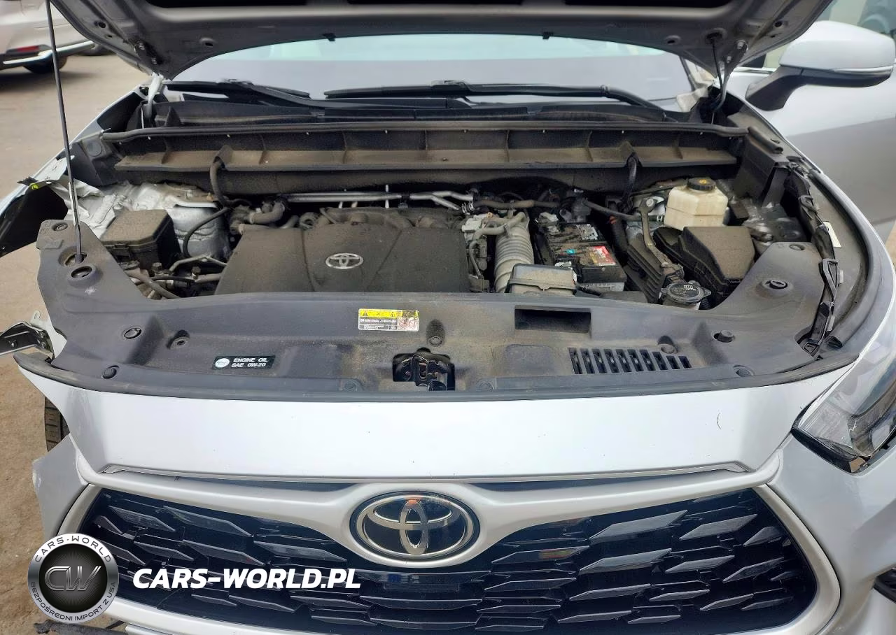 2022 Toyota Highlander Le VIN:5TDBZRBH9NS214348 - 12