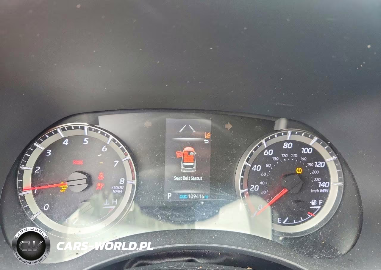 2022 Toyota Highlander Le VIN:5TDBZRBH9NS214348 - 9