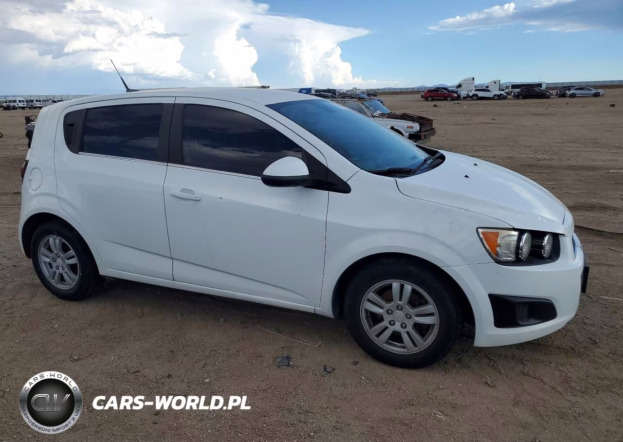 2014 Chevrolet Sonic Lt VIN:1G1JC6SG8E4238096 - 4