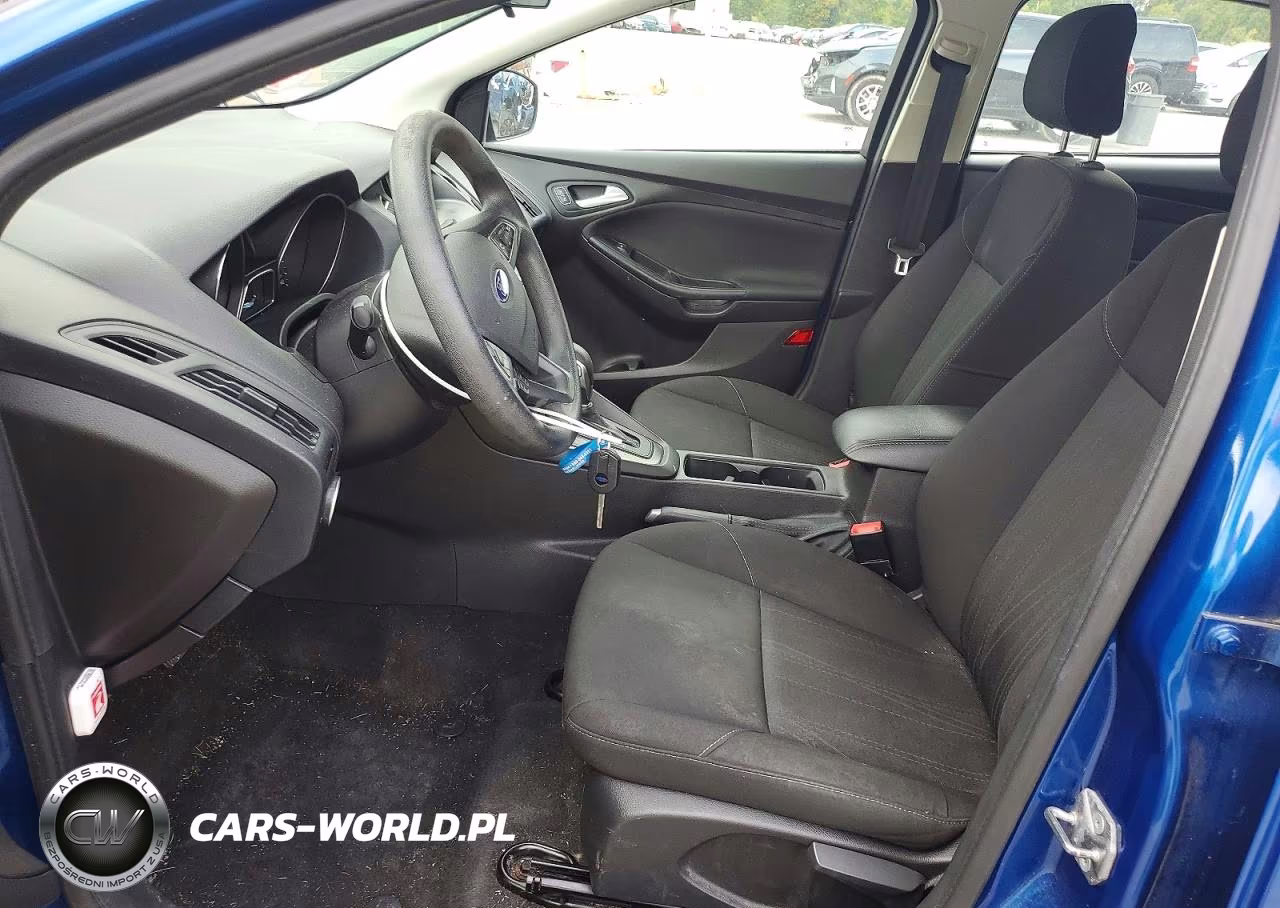 2018 Ford Focus Se VIN:1FADP3FE0JL215675 - 7
