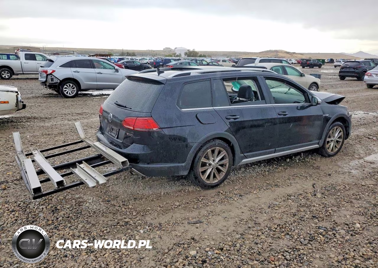 2019 Volkswagen Golf Alltrack S VIN:3VWH17AU1KM510154 - 3