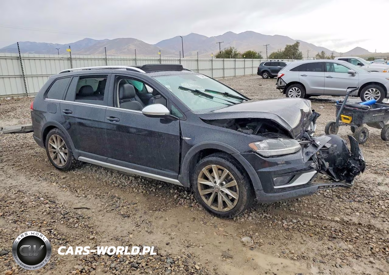 2019 Volkswagen Golf Alltrack S VIN:3VWH17AU1KM510154 - 4