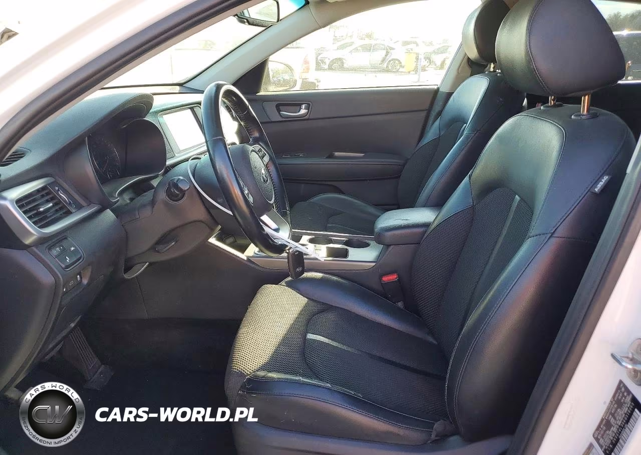 2019 Kia Optima S VIN:5XXGT4L36KG318063 - 7