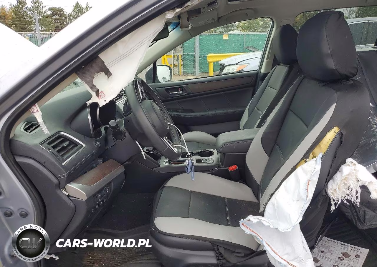 2019 Subaru Outback 3.6R Limited VIN:4S4BSENC3K3371430 - 7