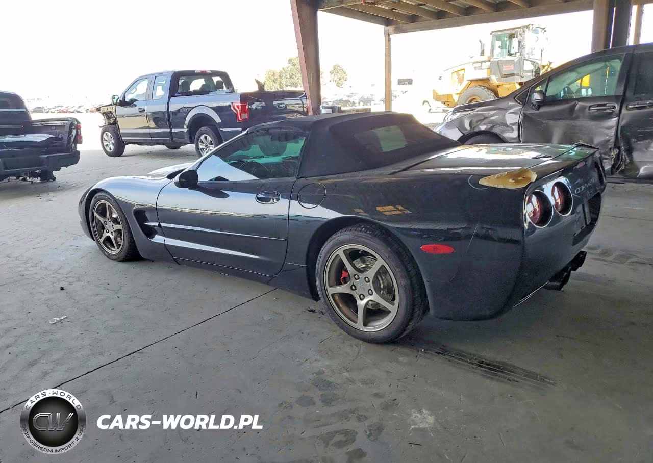 2000 Chevrolet Corvette VIN:1G1YY32G6Y5126023 - 2
