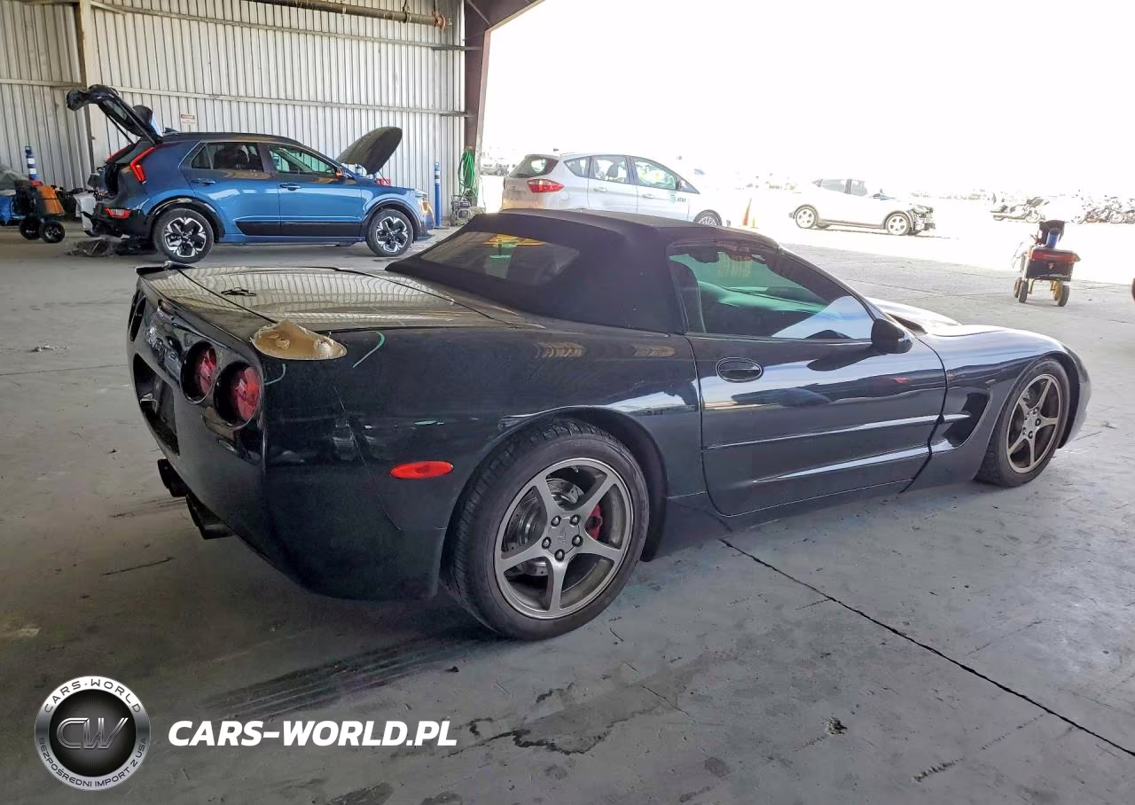 2000 Chevrolet Corvette VIN:1G1YY32G6Y5126023 - 3