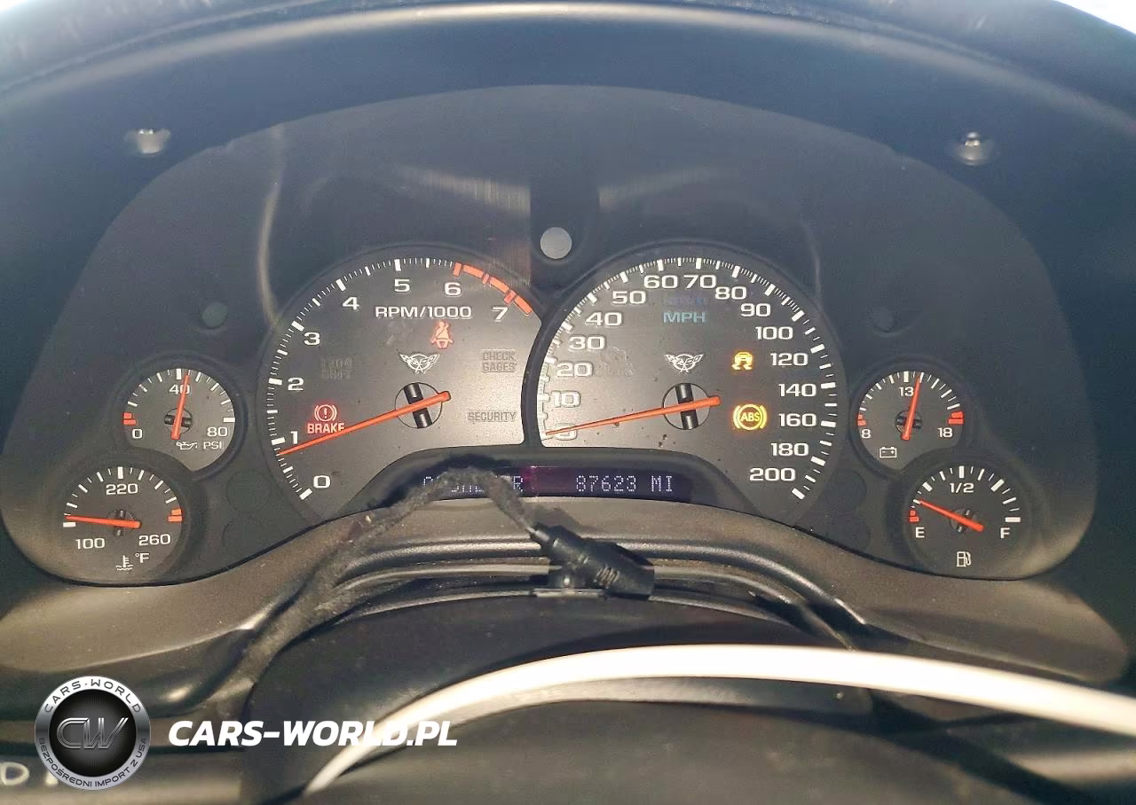 2000 Chevrolet Corvette VIN:1G1YY32G6Y5126023 - 9