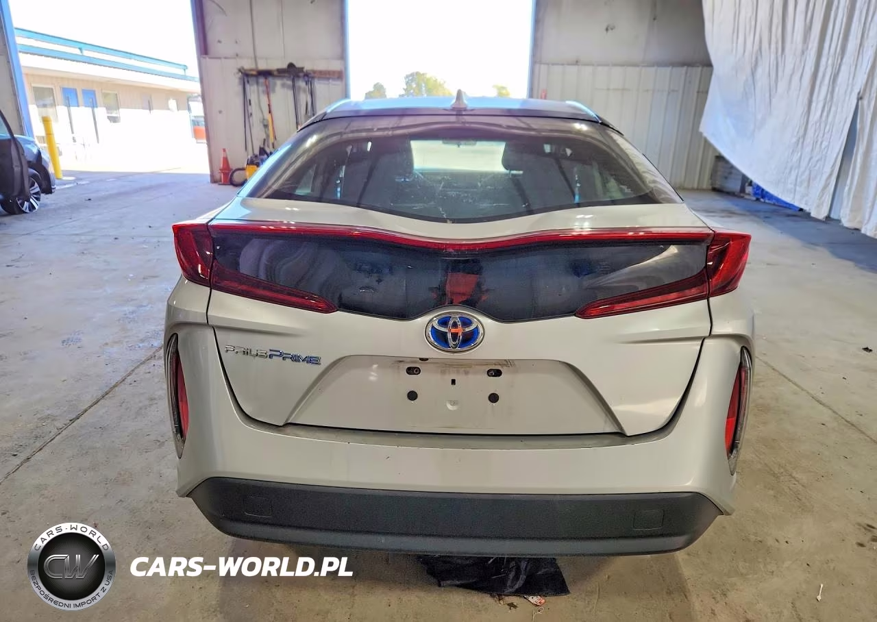 2020 Toyota Prius Prime Le VIN:JTDKARFP5L3162658 - 6