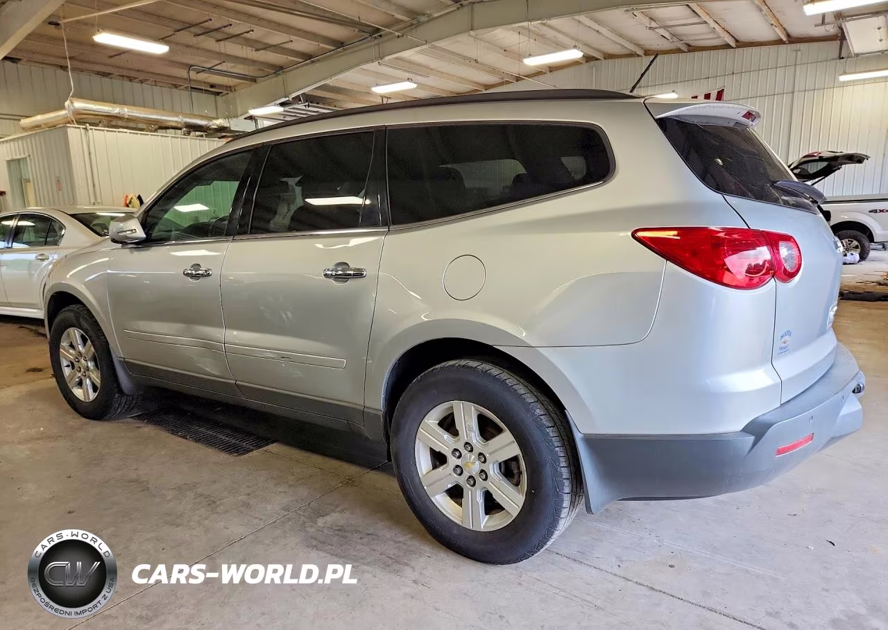 2011 Chevrolet Traverse Lt VIN:1GNKRGED0BJ132988 - 2