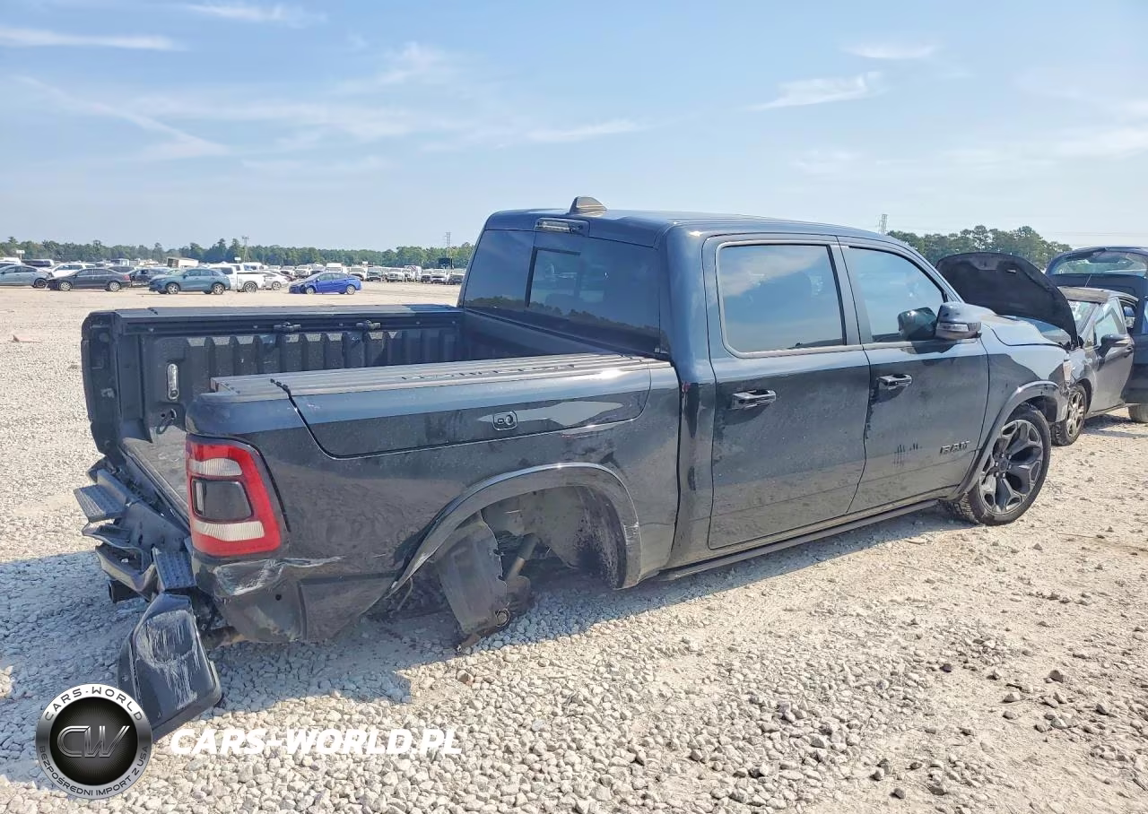 2024 Ram 1500 Limited VIN:1C6SRFHT3RN105736 - 3