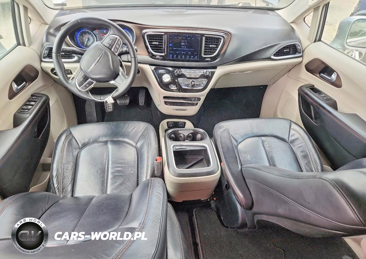 2017 Chrysler Pacifica Touring L Plus VIN:2C4RC1EG1HR803752 - 8