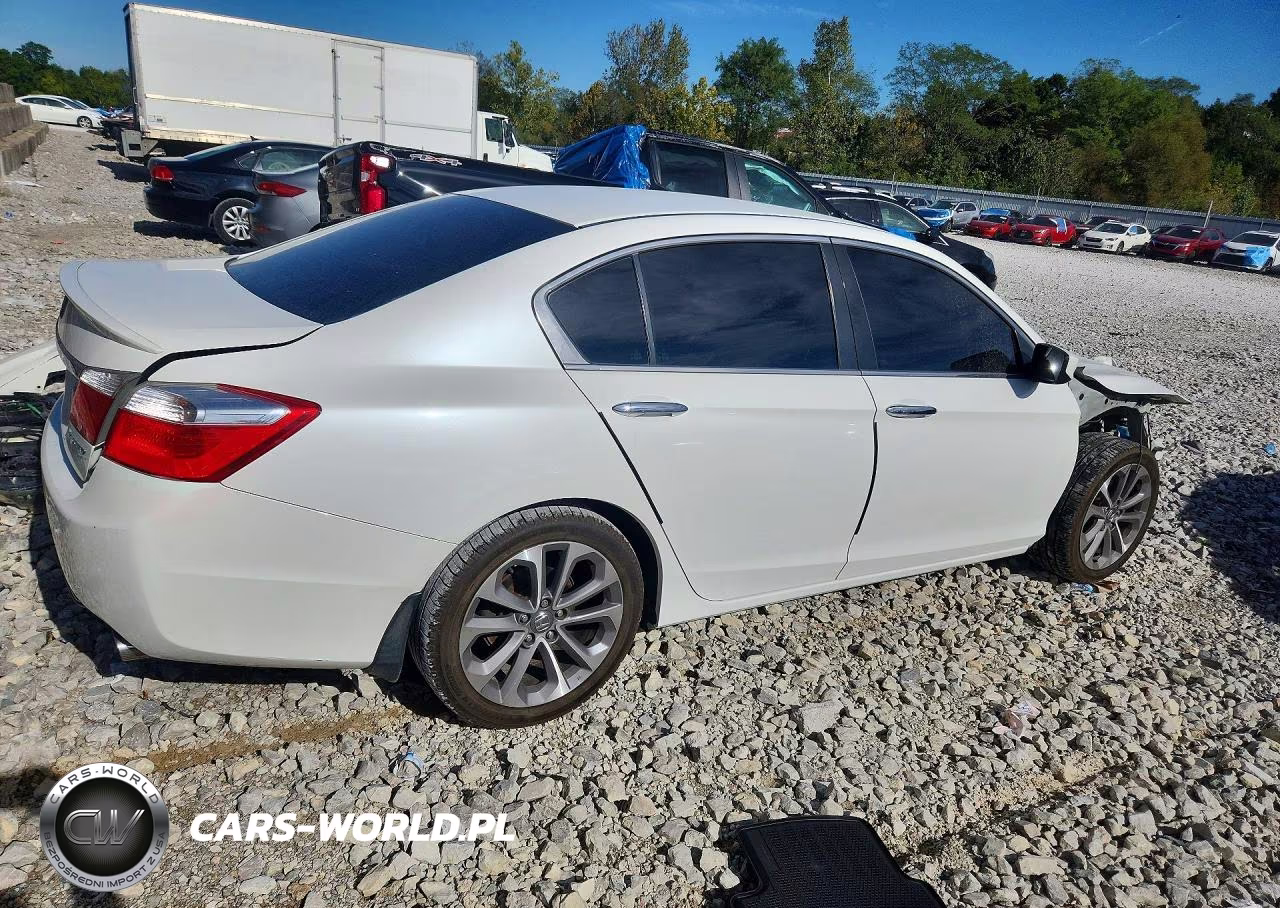 2015 Honda Accord Sport VIN:1HGCR2F50FA130480 - 3
