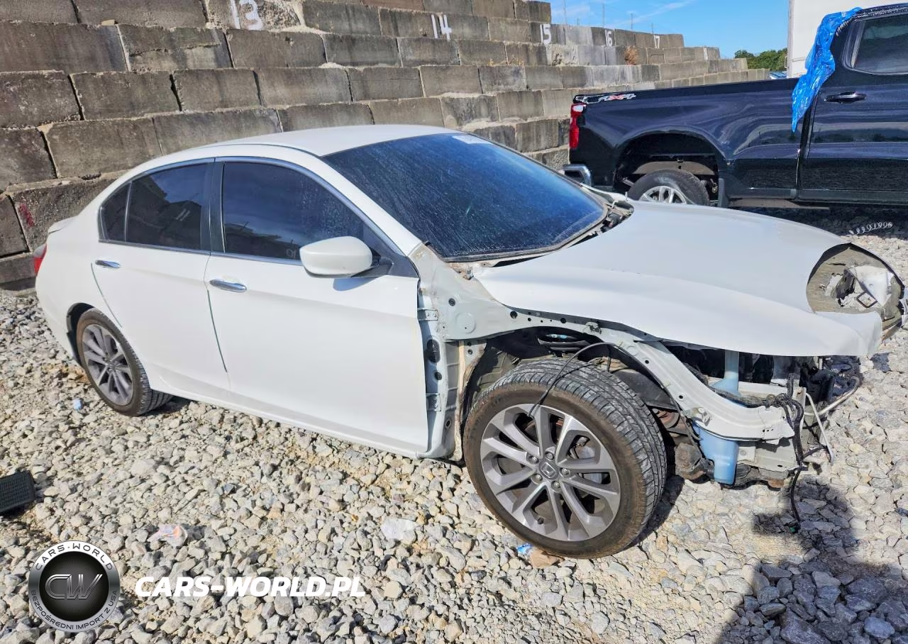 2015 Honda Accord Sport VIN:1HGCR2F50FA130480 - 4