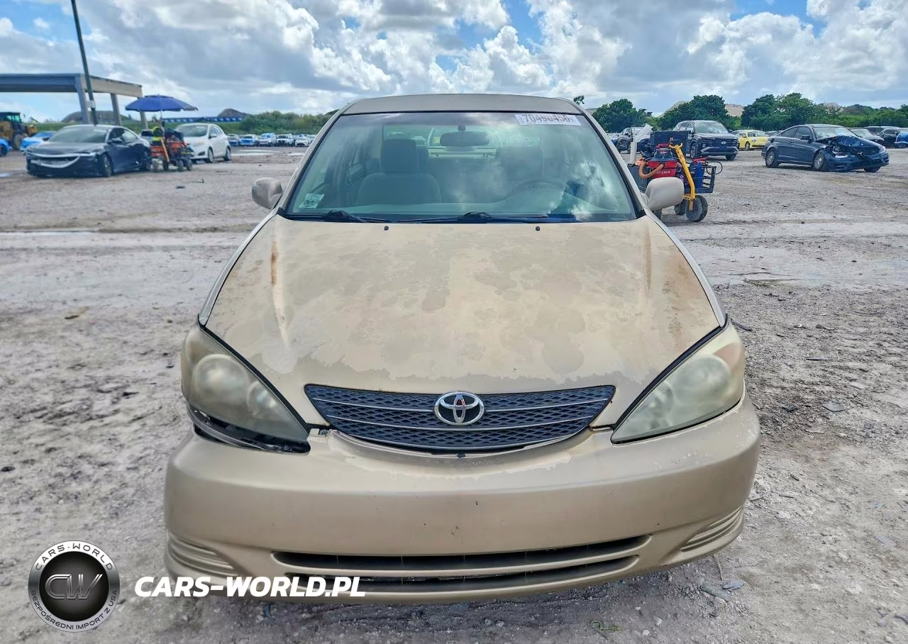 2003 Toyota Camry Le VIN:4T1BE32K13U175053 - 5