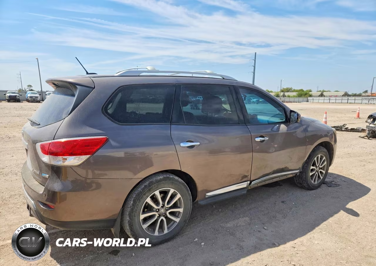 2013 Nissan Pathfinder S VIN:5N1AR2MN6DC670700 - 3