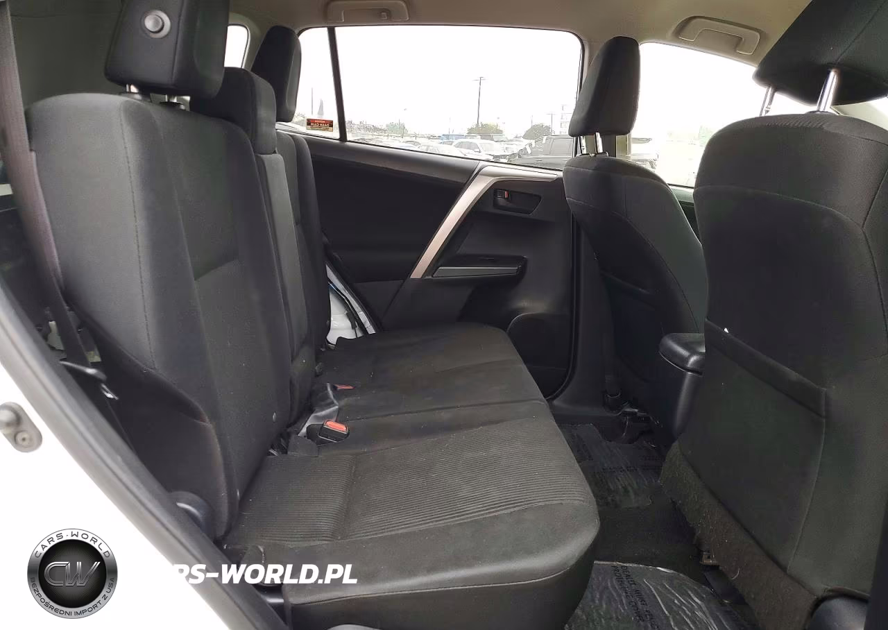 2018 Toyota Rav4 Le VIN:JTMZFREV4JD128976 - 11