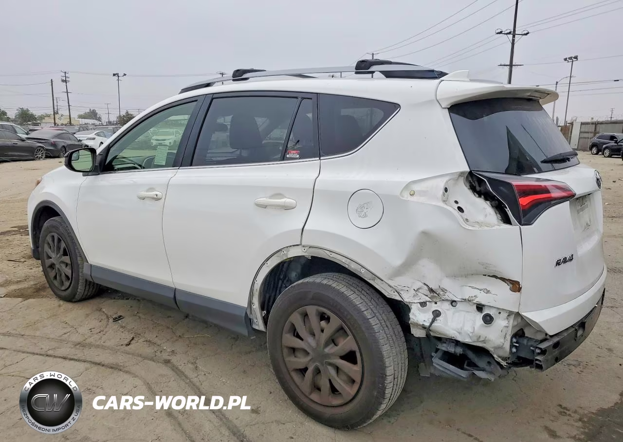 2018 Toyota Rav4 Le VIN:JTMZFREV4JD128976 - 2