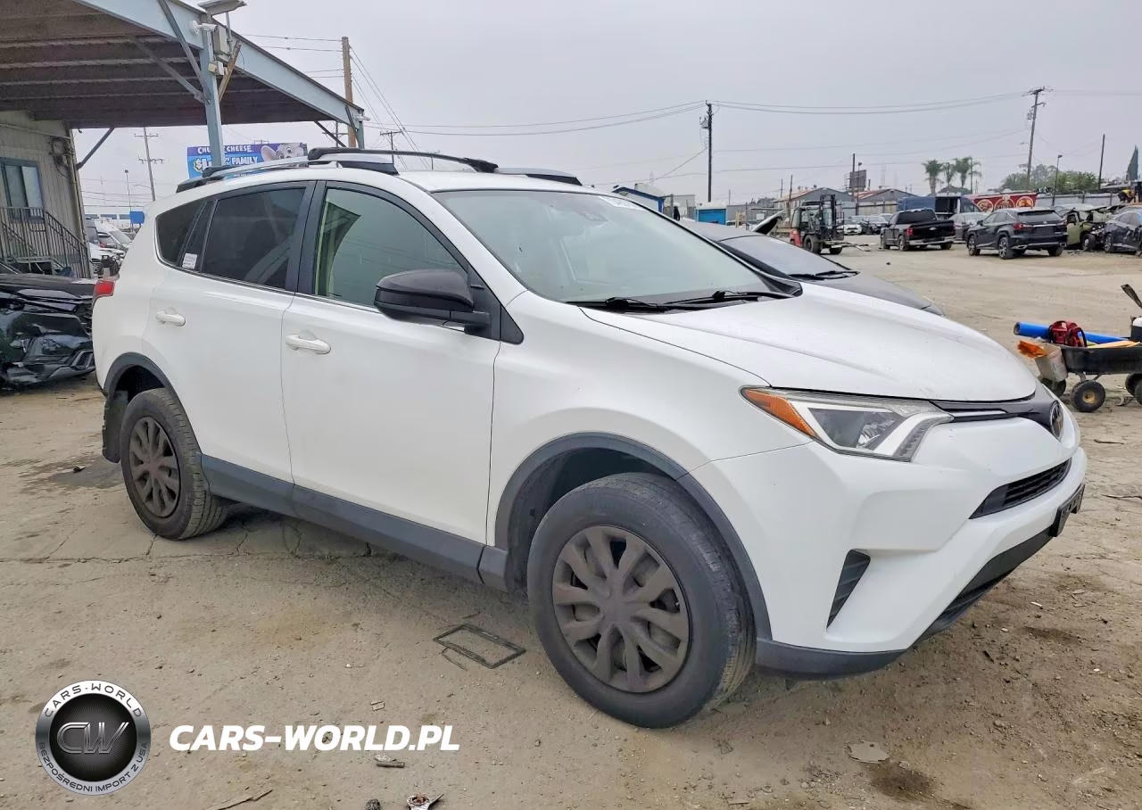 2018 Toyota Rav4 Le VIN:JTMZFREV4JD128976 - 4