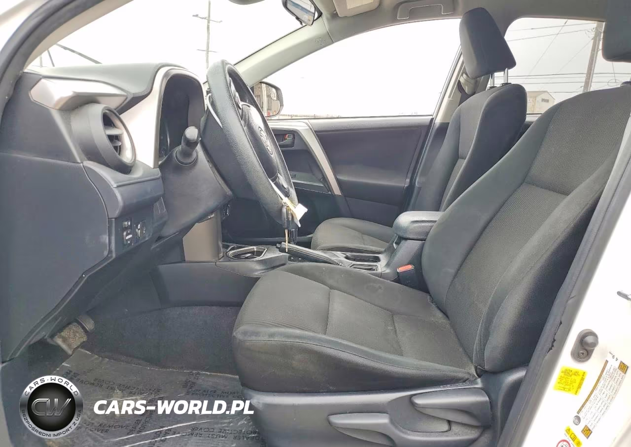 2018 Toyota Rav4 Le VIN:JTMZFREV4JD128976 - 7