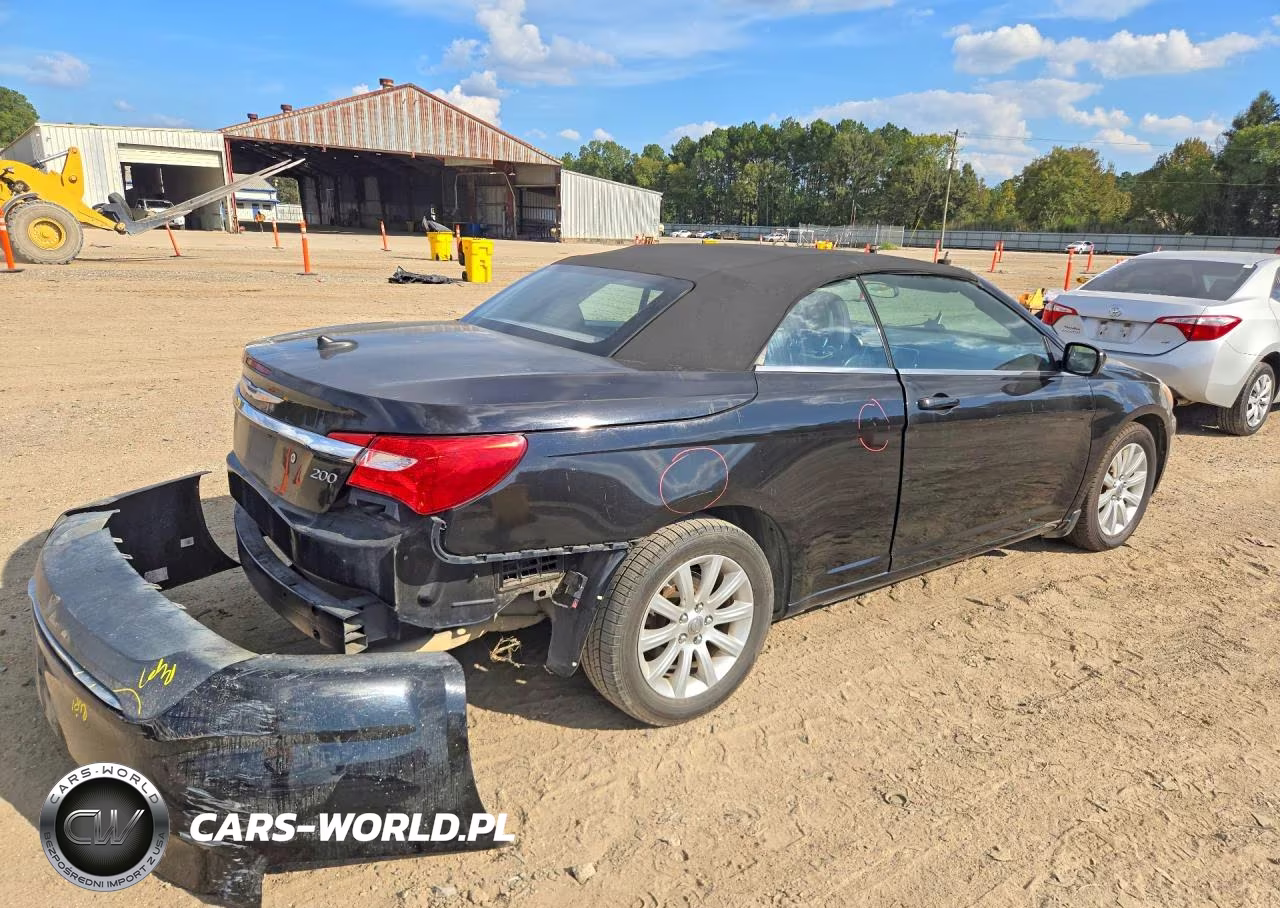 2012 Chrysler 200 Touring VIN:1C3BCBEB0CN191470 - 3