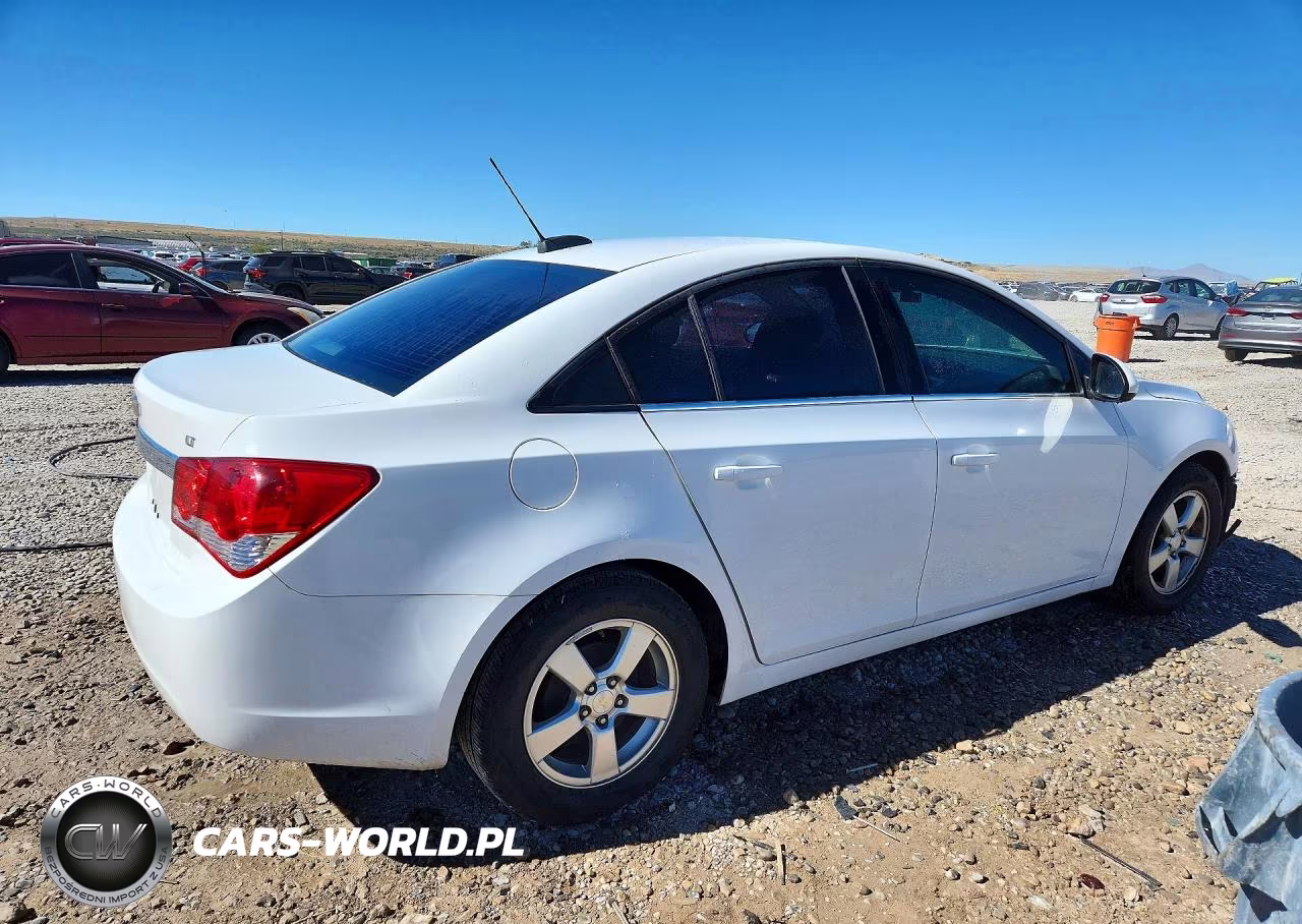 2015 Chevrolet Cruze Lt VIN:1G1PC5SB1F7192071 - 3